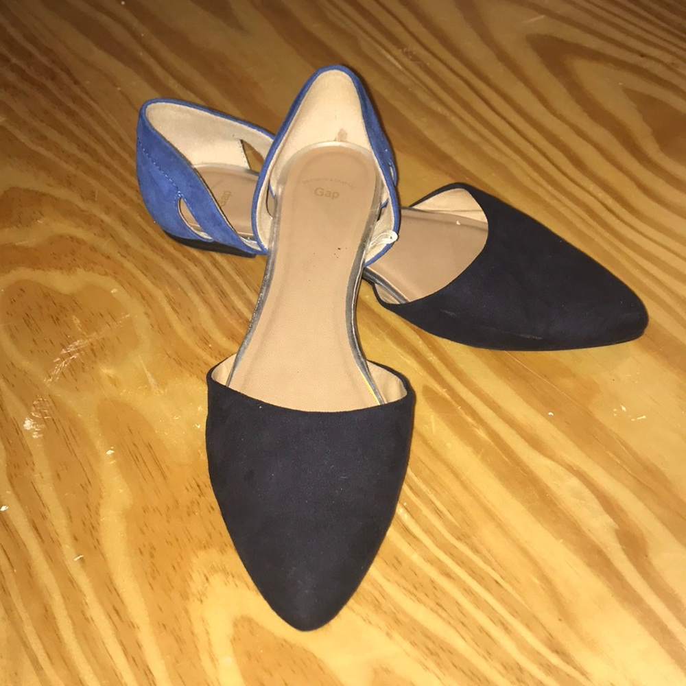 Gap Blue Size 9 pointed toe flats